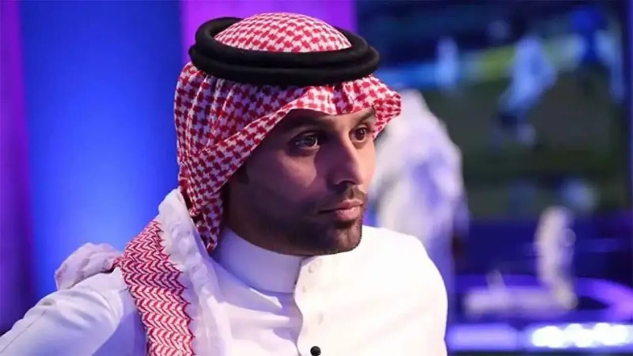 ياسر القحطاني يطالب بإقالة جيسوس