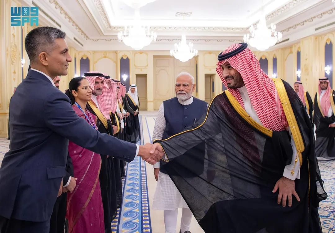 ولي العهد يستقبل رئيس الوزراء الهندي ويعقدان جلسة مباحثات رسمية