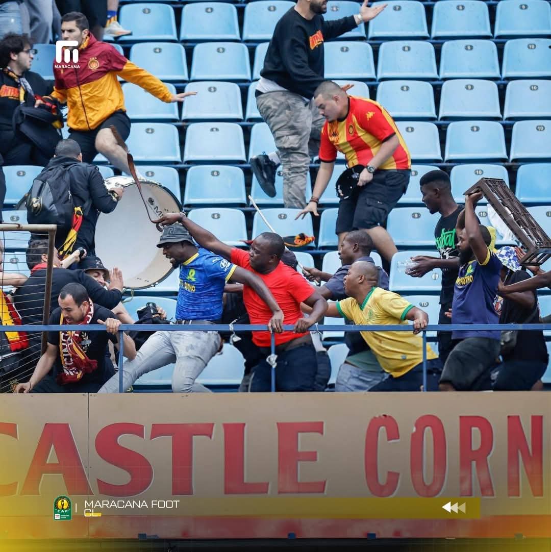 اشتبـاكات عنيفة بين جماهير الترجي التونسي وصن داونز .. فيديو