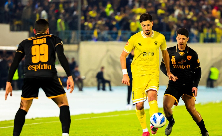 دهوك العراقي يتوج بلقب دوري أبطال الخليج