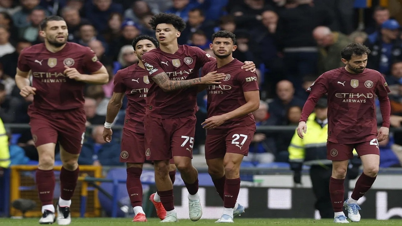 مانشستر سيتي يهزم إيفرتون بهدفين