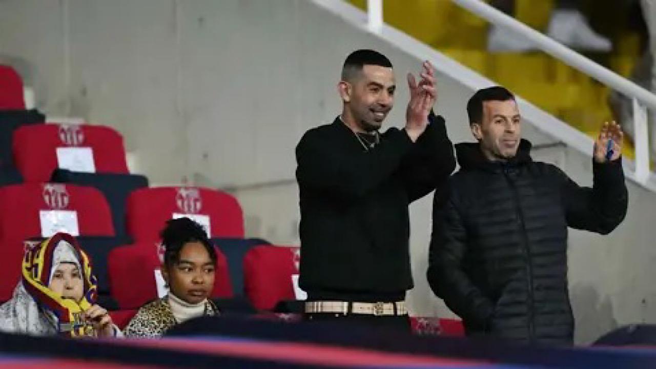 ‎والد لامين يامال يشعل كلاسيكو برشلونة وريال مدريد ..فيديو