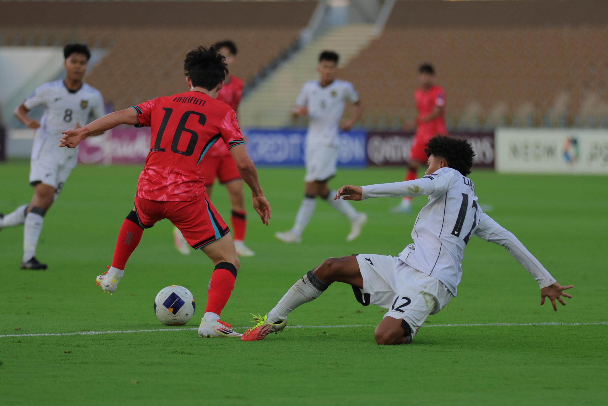 إندونيسيا تحت 17 تفوز على كوريا الجنوبية بهدف قاتل .. فيديو