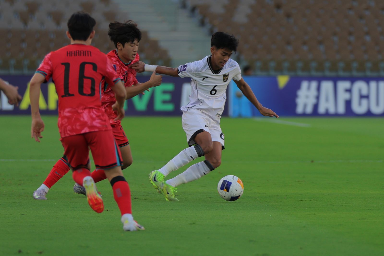إندونيسيا تحت 17 تفوز على كوريا الجنوبية بهدف قاتل .. فيديو