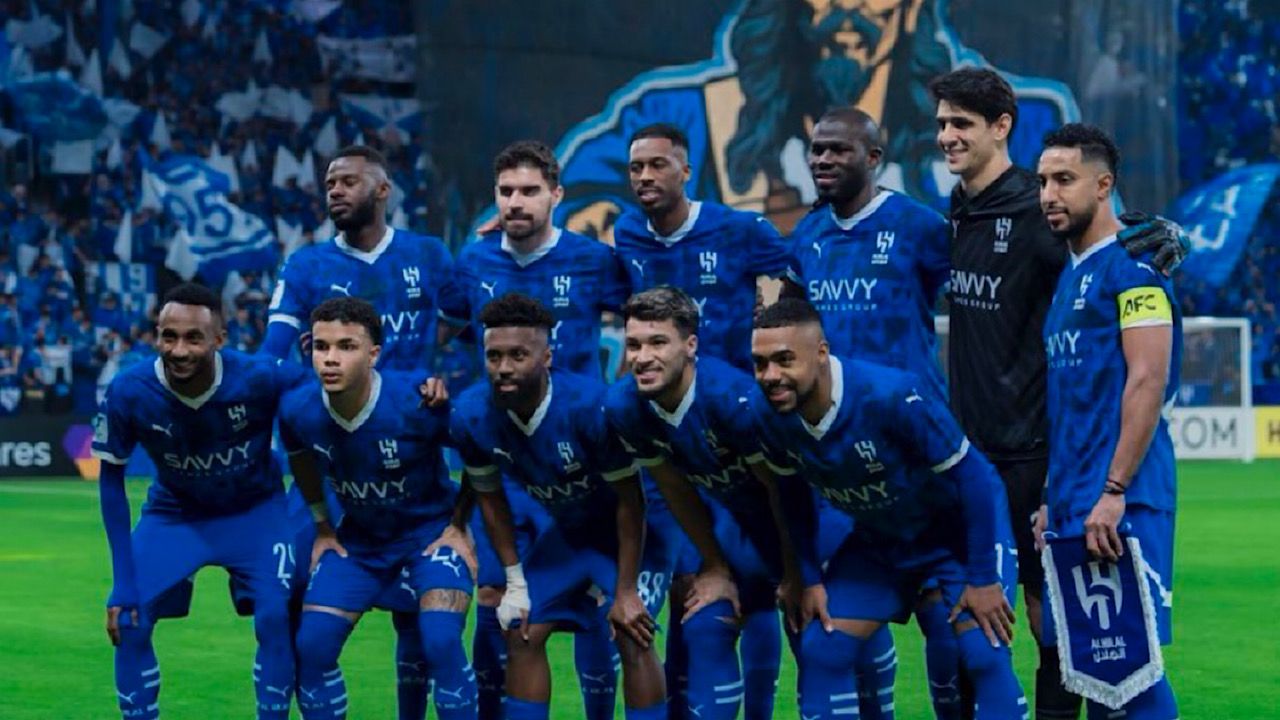1000 تذكرة من لاعبي الهلال للجماهير