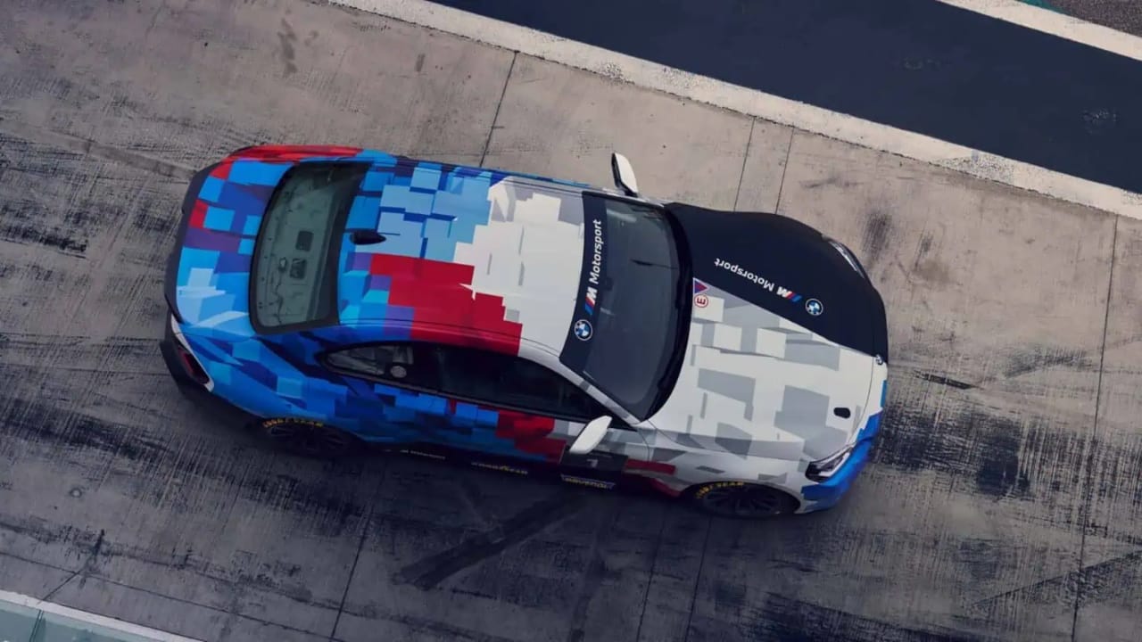 بي إم دبليو تكشف عن نسخة M2 مخصصة للسباقات .. صور