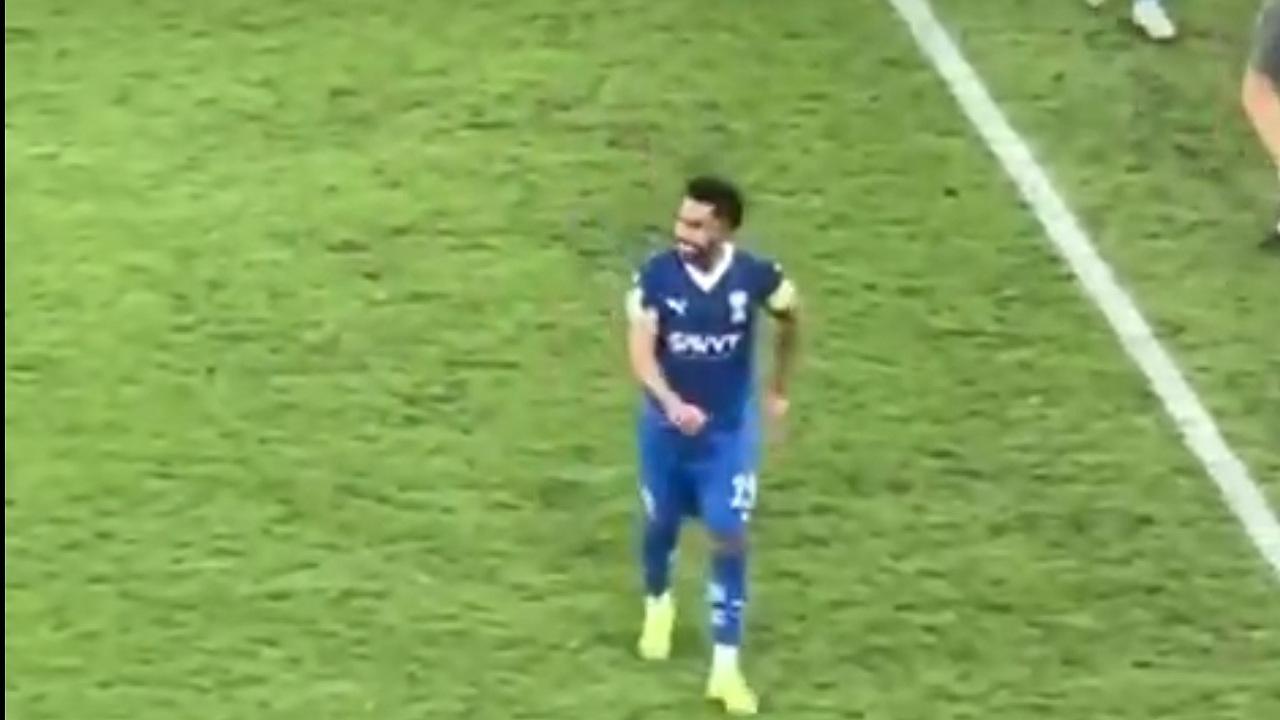 حسرة سالم الدوسري بعد الخروج من آسيا .. فيديو