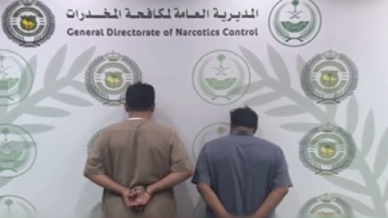 القبض على مروجي الحشيش والإمفيتامين .. فيديو