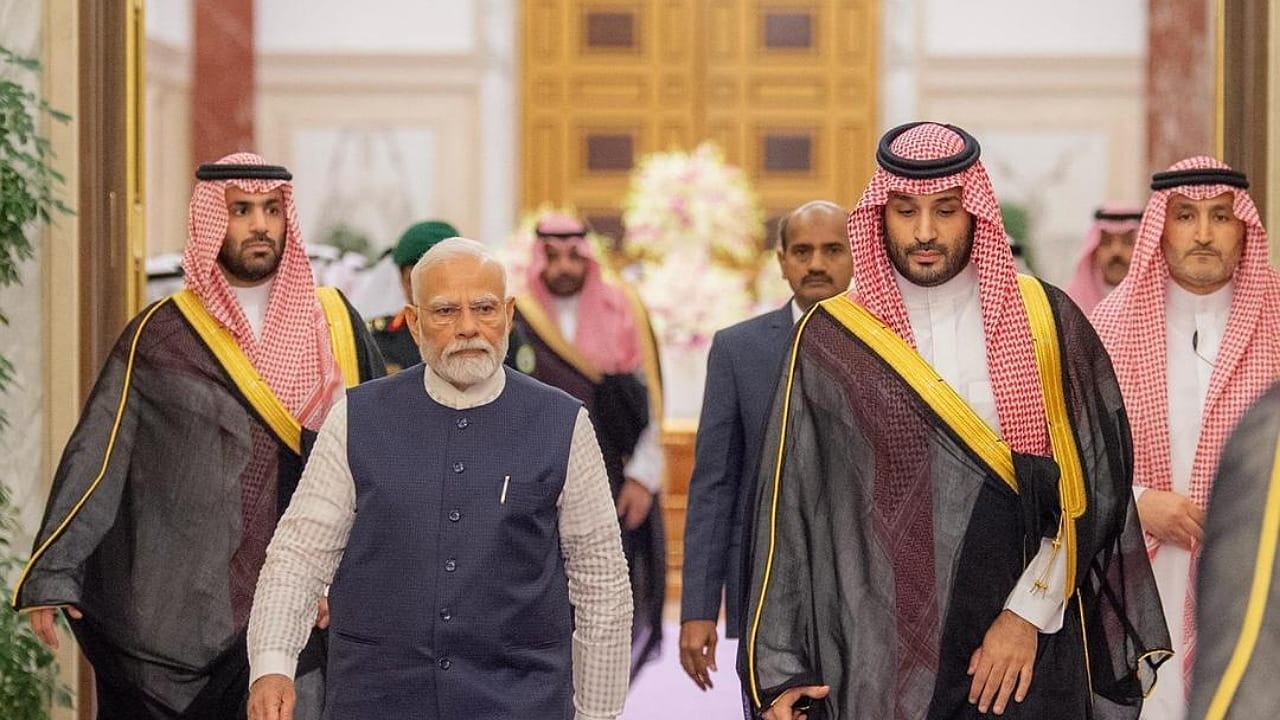 ولي العهد يستقبل رئيس الوزراء الهندي ويعقدان جلسة مباحثات رسمية