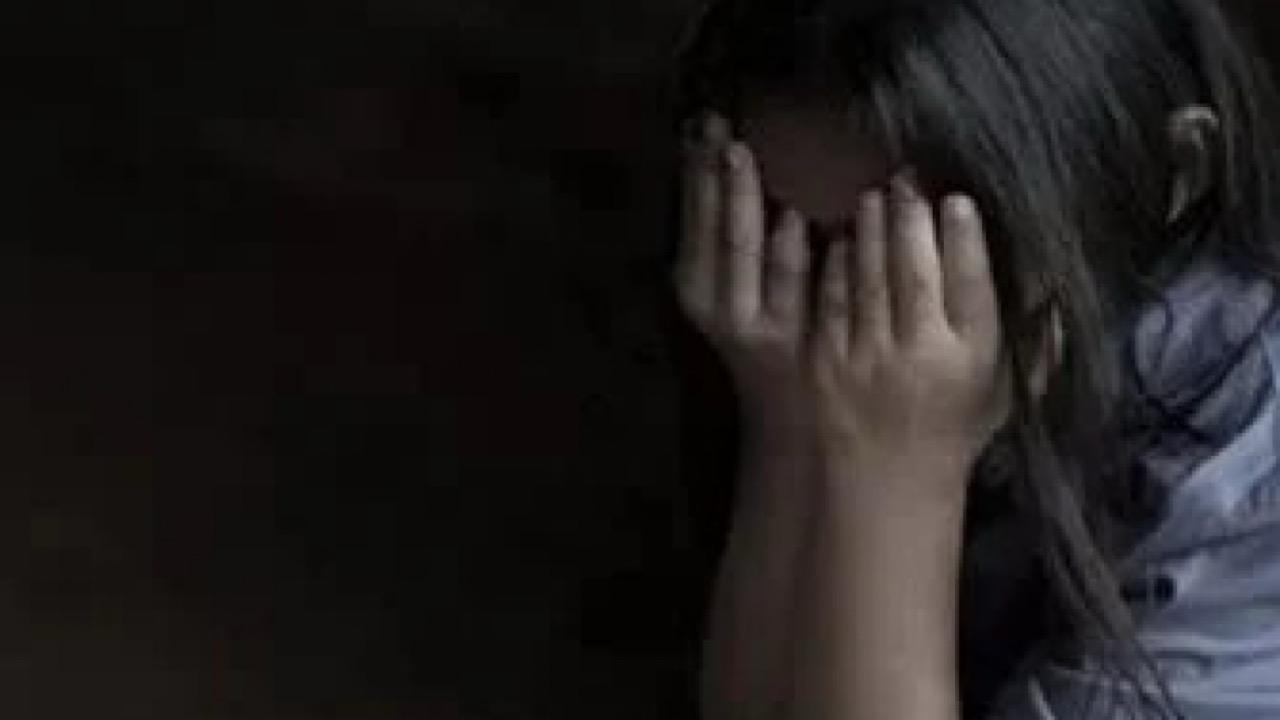 القبض على مسن هتك عرض حفيدته