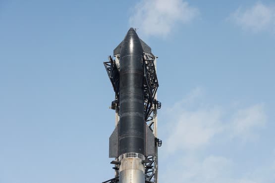 سبيس إكس تخسر مركبة ستارشيب في اختبار فضائي جديد.. فيديو