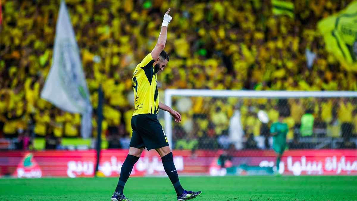 صحيفة إسبانية : الاتحاد فريق بطل يفوز بوجود بنزيما وعدم وجوده