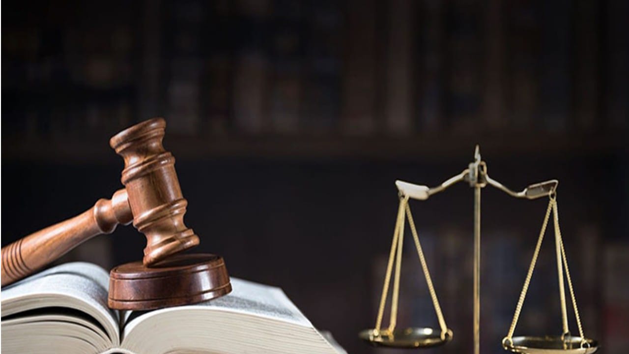 حبس رجل أعمال نصب على لاعب الأهلي المصري