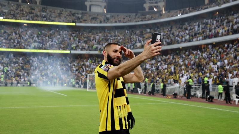 صحيفة إسبانية : الاتحاد فريق بطل يفوز بوجود بنزيما وعدم وجوده