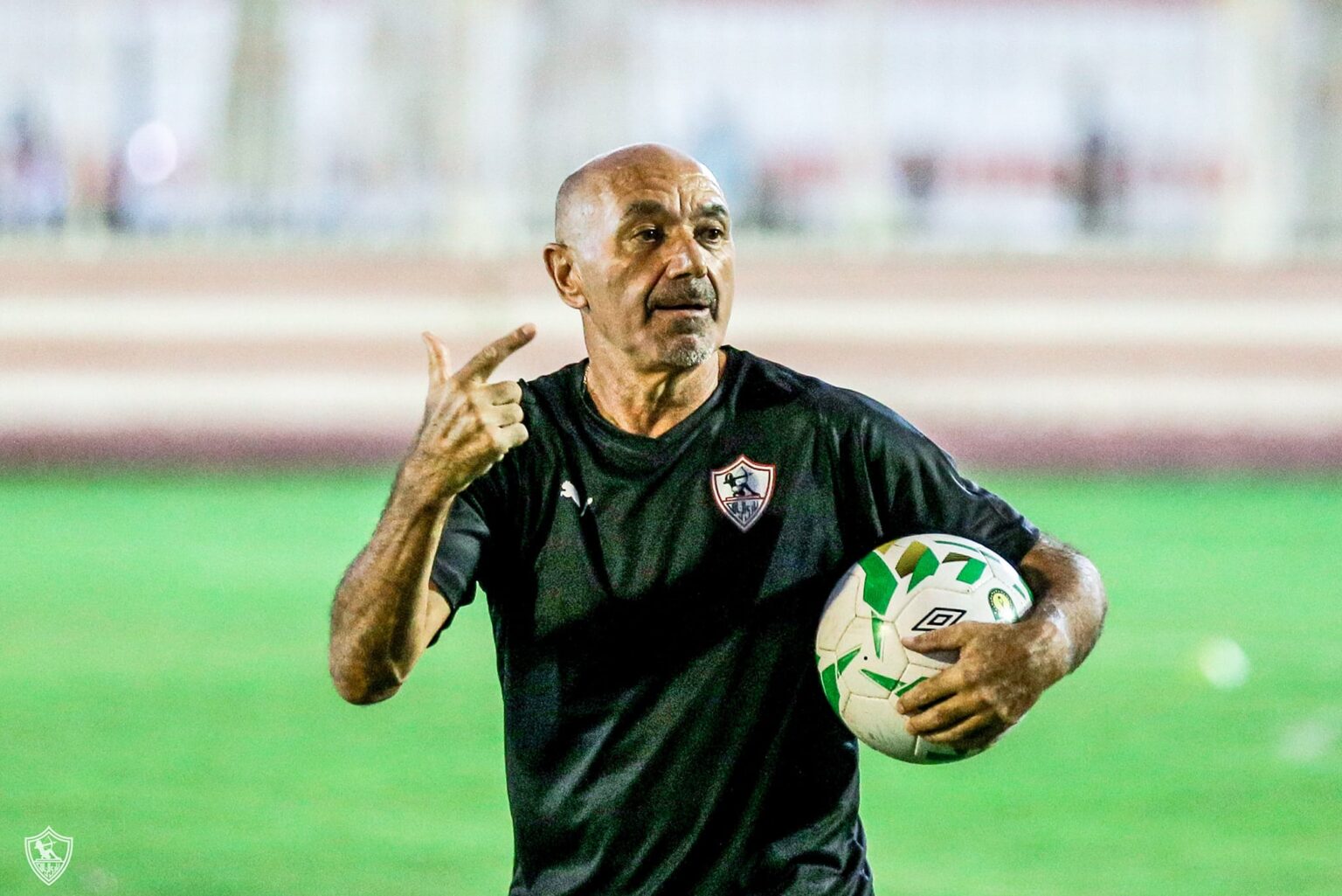 فيفا يوقف رسميا قيد نادي الزمالك لمدة 3 فترات