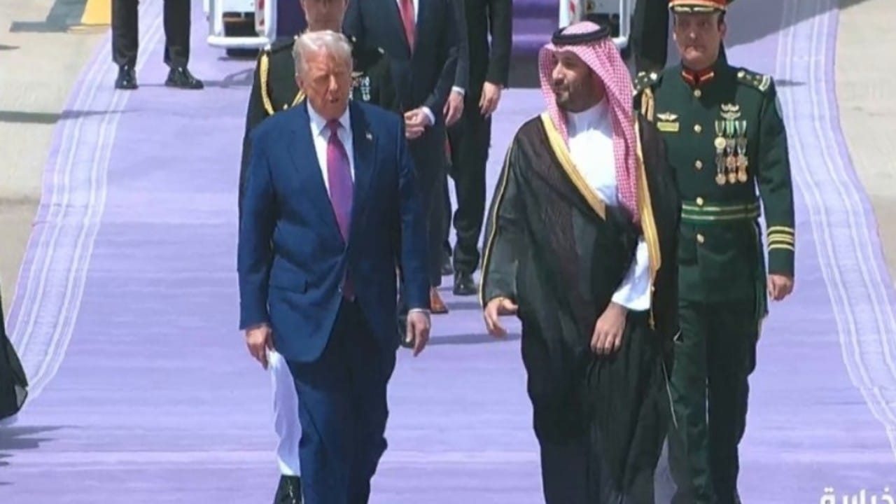 ولي العهد يستقبل ترامب في الرياض.. فيديو
