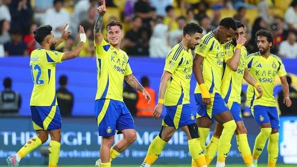 الفراج يعلق عن خطة الصندوق لدعم النصر