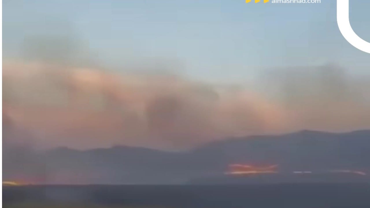 حريق ضخم يضرب جبال سييرا دي غادور بإسبانيا