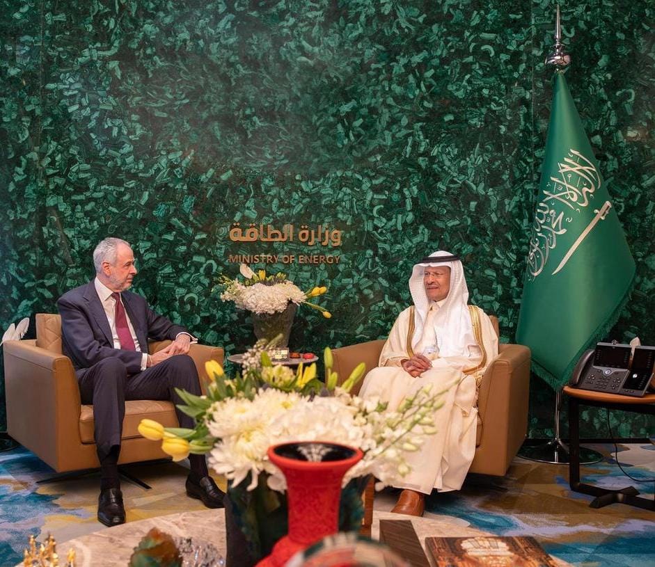 وزير الطاقة يجتمع بالرئيس المعين لمؤتمر الأطراف لاتفاقية الأمم المتحدة للتغير المناخي