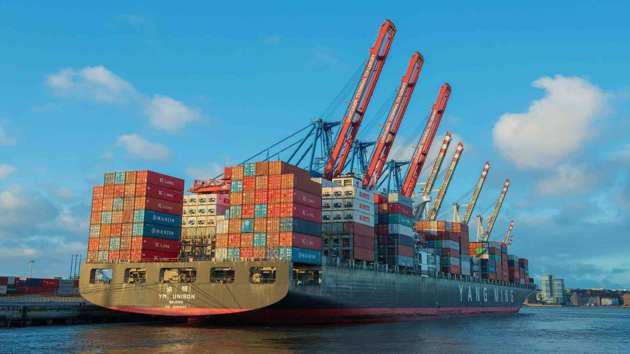 نمو الصادرات غير البترولية بنسبة 13.4%