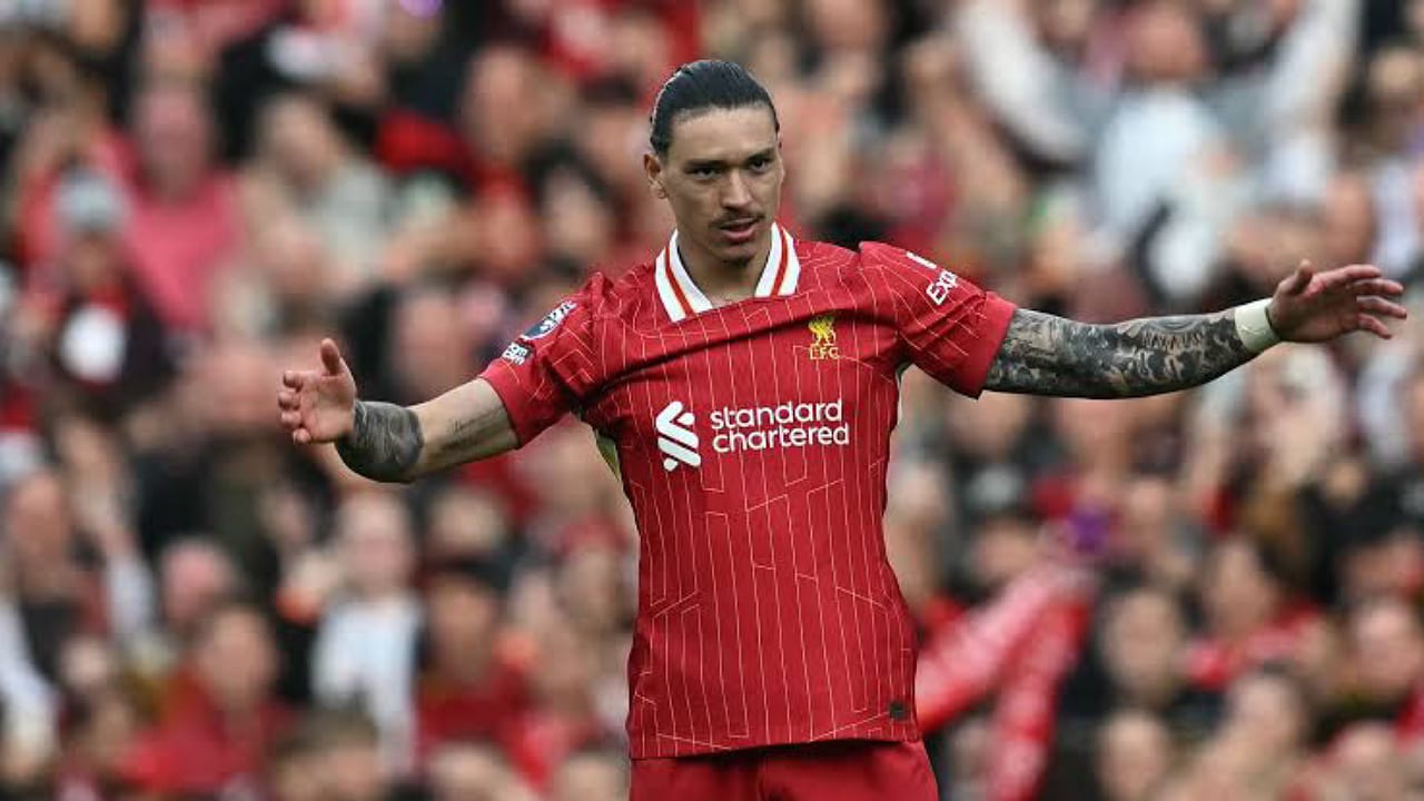 الهلال يدخل في مفاوضات متقدمة لضم مدافع ليفربول