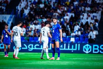 الفتح يهزم الشباب بثلاثية