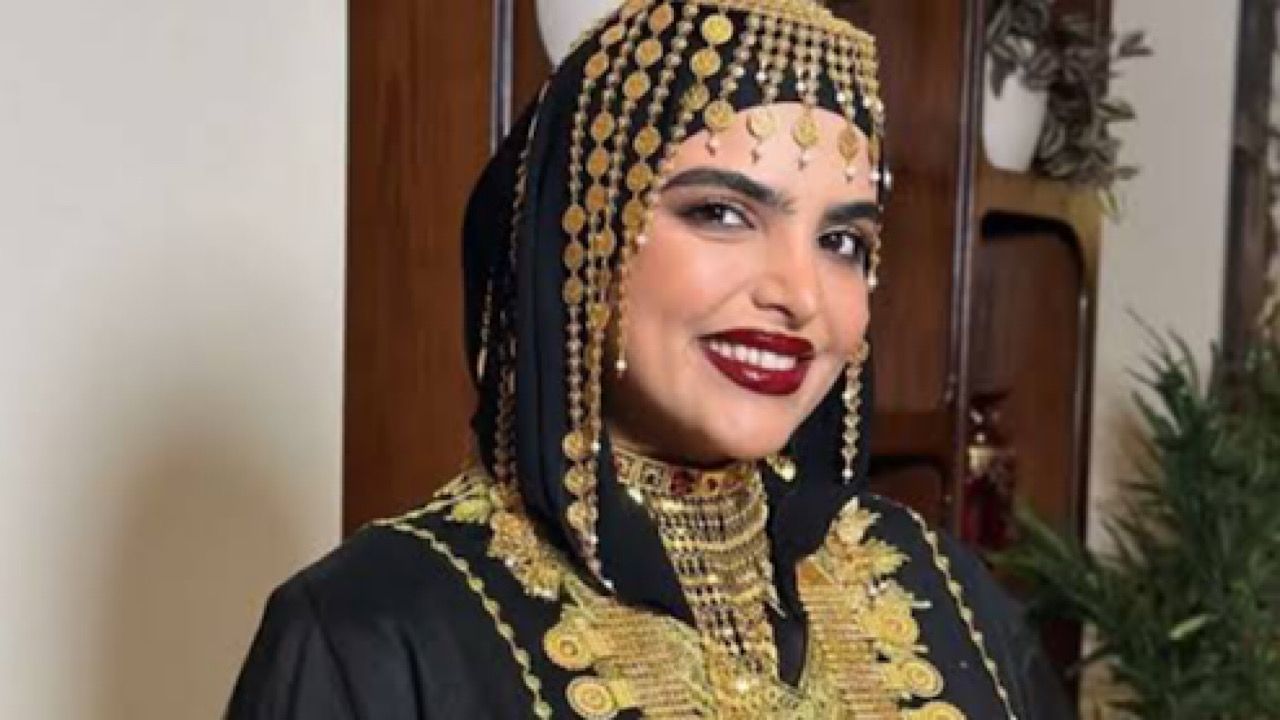 سارة الودعاني تسافر بـ36 شنطة رحلة واحدة.. فيديو