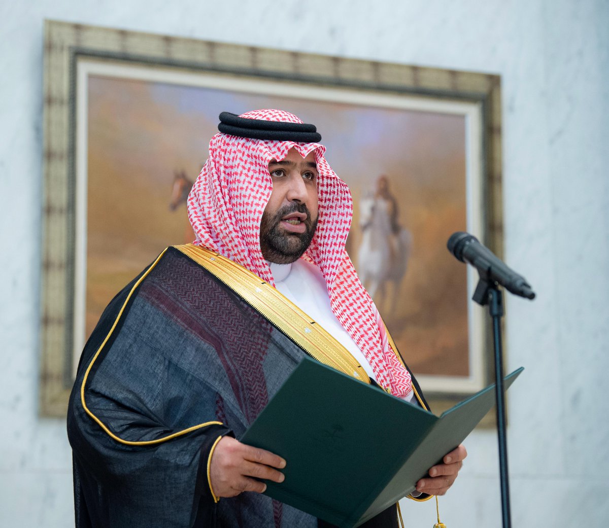 أصحاب السمو الأمراء يؤدون القسم أمام خادم الحرمين الشريفين.. صور