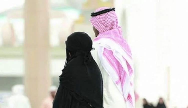 محامية تروي قصة رجل صدم بعمر زوجته الحقيقي يوم العقد .. فيديو