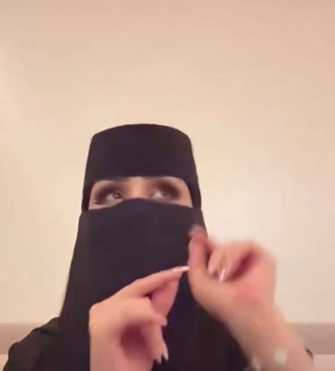 صيتة السبيعي تعلم النساء طاقة الجذب .. فيديو