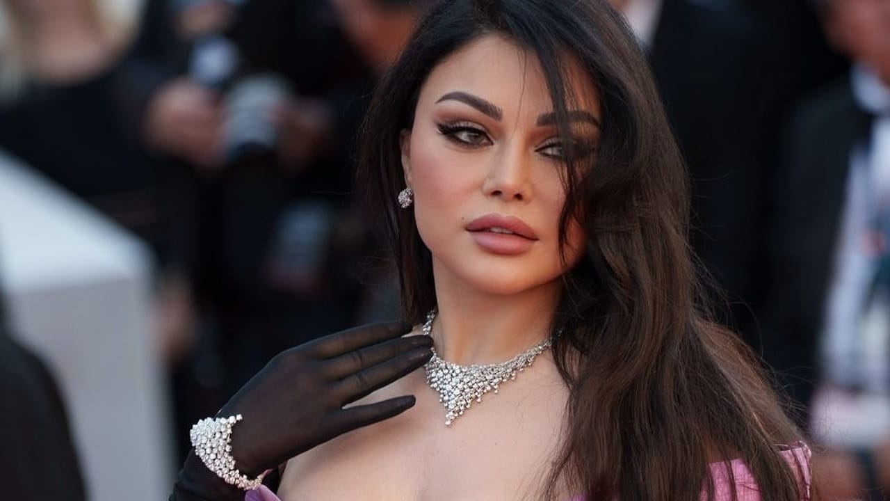 فيديو نادر لـ&#8221;هيفا وهبي&#8221; من التسعينيات