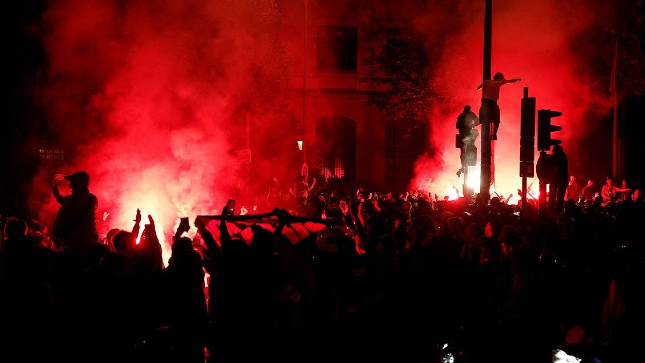 سيارة تدهس مشجعي سان جيرمان عقب التأهل لنهائي أبطال أوروبا