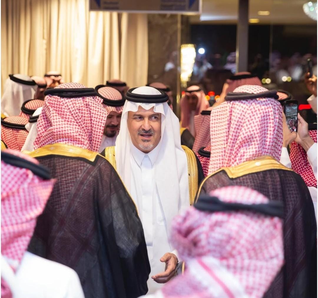 الأمير بندر بن خالد الفيصل يحتفل بعقد قران نجله الأمير فيصل.. فيديو وصور