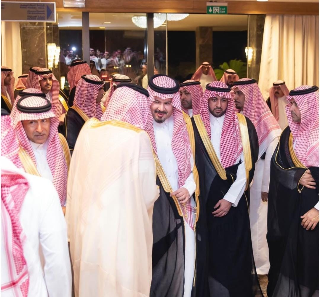 الأمير بندر بن خالد الفيصل يحتفل بعقد قران نجله الأمير فيصل.. فيديو وصور