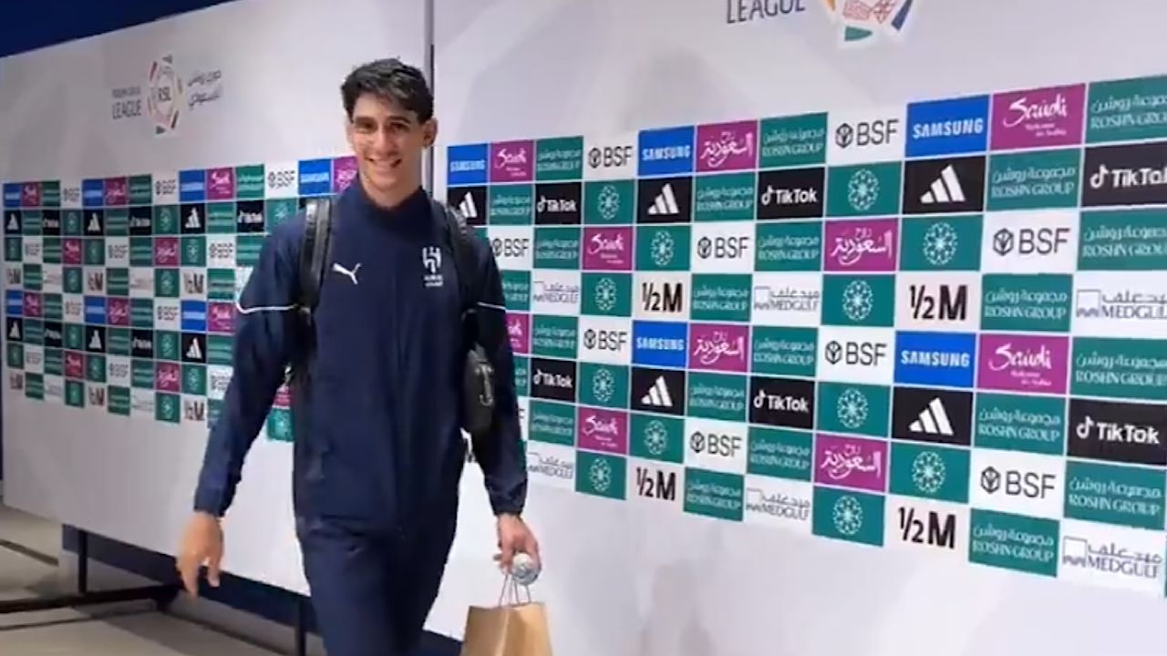 بونو يعتذر للإعلاميين: ما أقدر صوتي راح في المباراة   ..فيديو