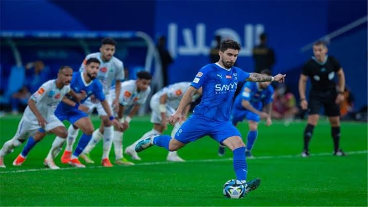 ريمونتادا الهلال أمام الفتح تُبهر الصحف العالمية