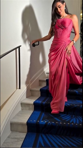 بالفوشيا ياسمين صبري تخطف أنظار جمهورها .. فيديو