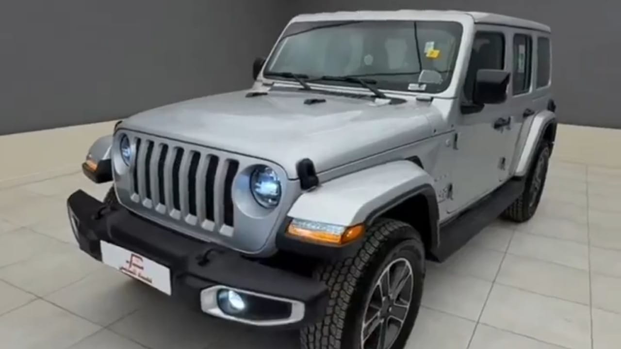 الخالدي يكشف مواصفات وسعر سيارة جيب رانجلر الفاخرة .. فيديو