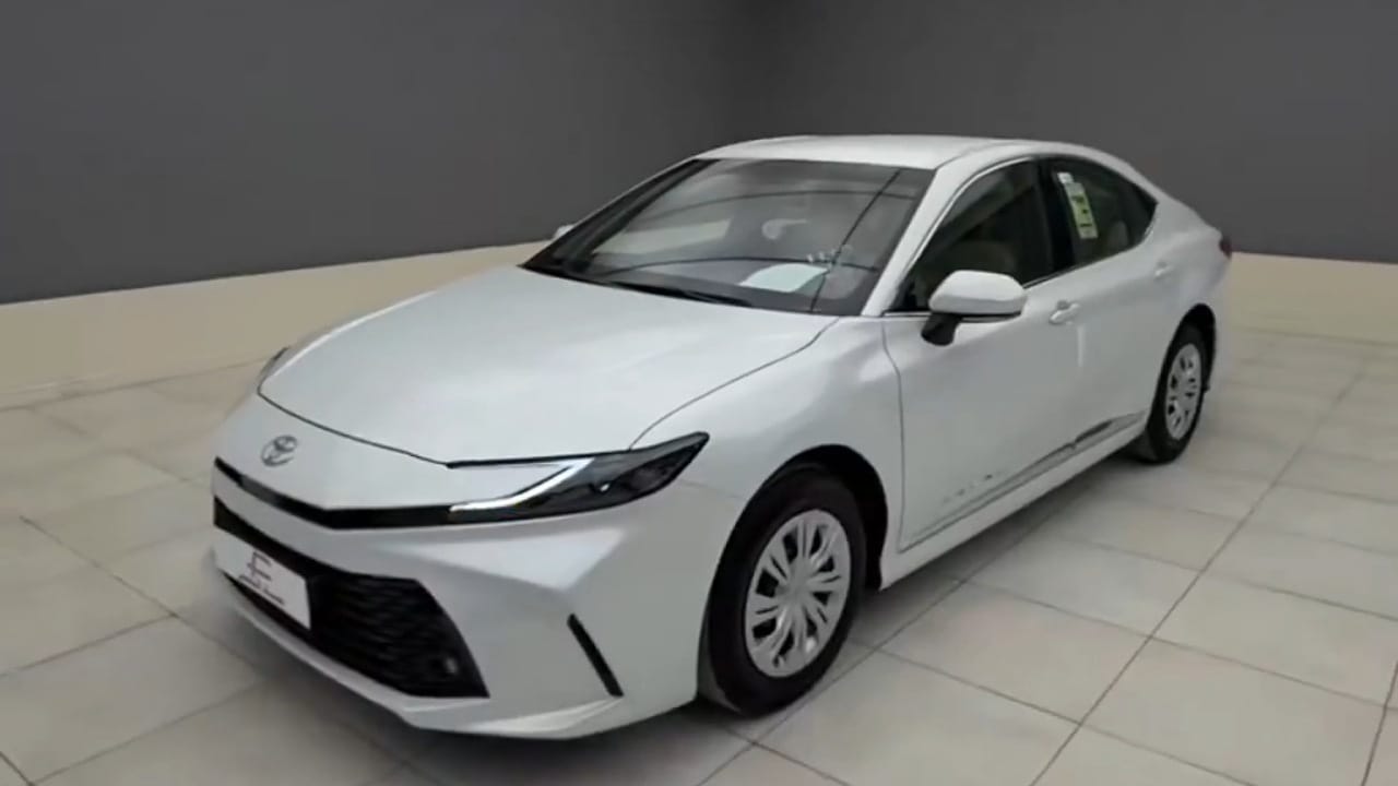 أبرز مواصفات وسعر كاميري E ـ 2025 .. فيديو