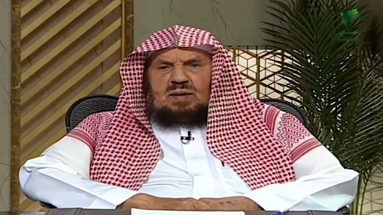 حكم السلام على بنات العم .. فيديو