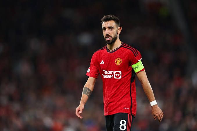 الهلال يقدم عرضا ضخما لضم فيرنانديز