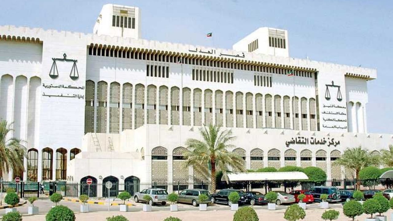 الحكم بإعدام 5 إيرانيين لإدخالهم كمية ضخمة من الحشيش للكويت