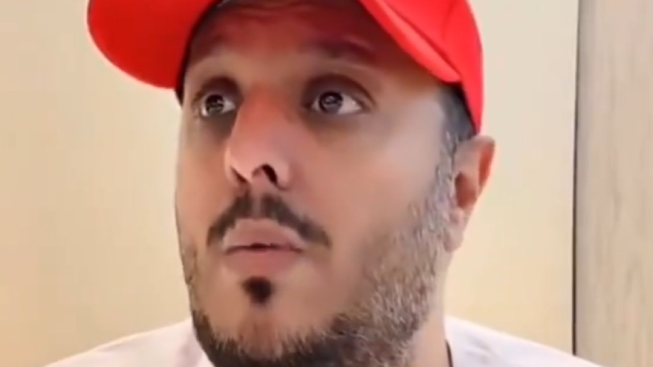 عامر عبد الله يتغنى بجماهير الاتحاد ..فيديو