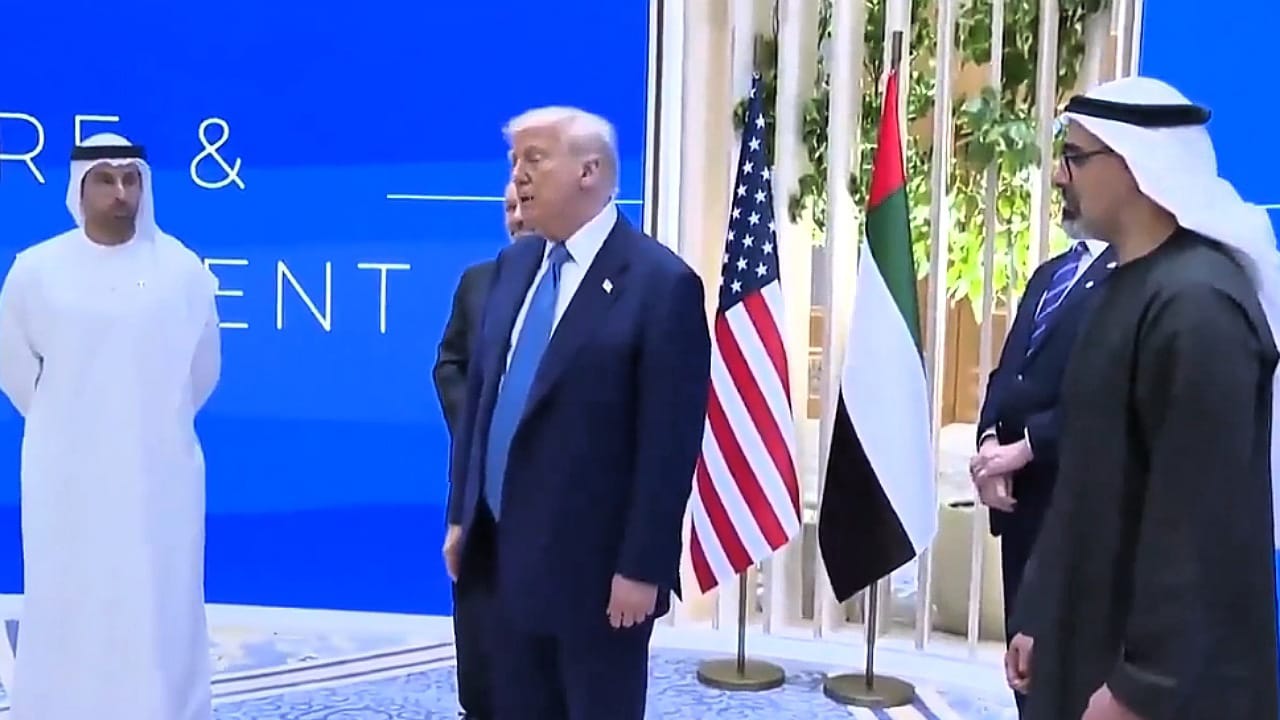 ترامب يعود إلى الوطن لاستقبال حفيده الحادي عشر .. فيديو