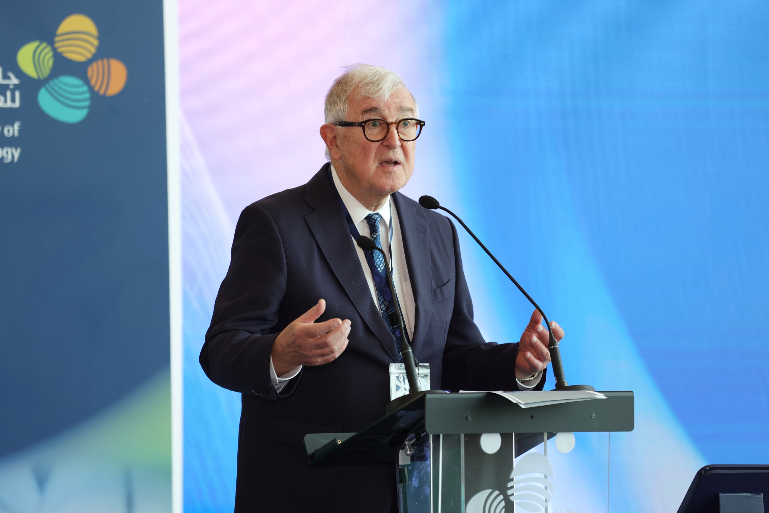 تدشين برنامج الشراكات العلمية العالمية مع أعلى 100 جامعة مع جامعة كاوست.. صور