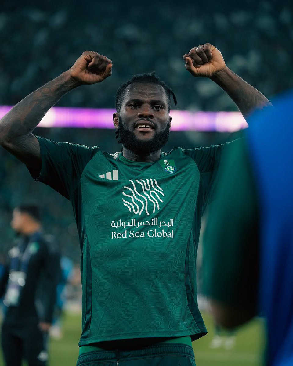 الأهلي يدرس تسويق عقود فيرمينو وكيسيه وماكسيمان وأليكسندر في الصيف