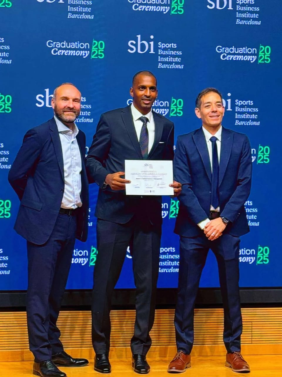 الزوري.. لاعب الهلال السابق يحصل على ماجستير في إدارة كرة القدم