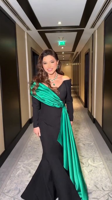 نهى نبيل تخطف الأنظار بالأخضر والأسود في حفل زفاف شيرين بيوتي .. صور