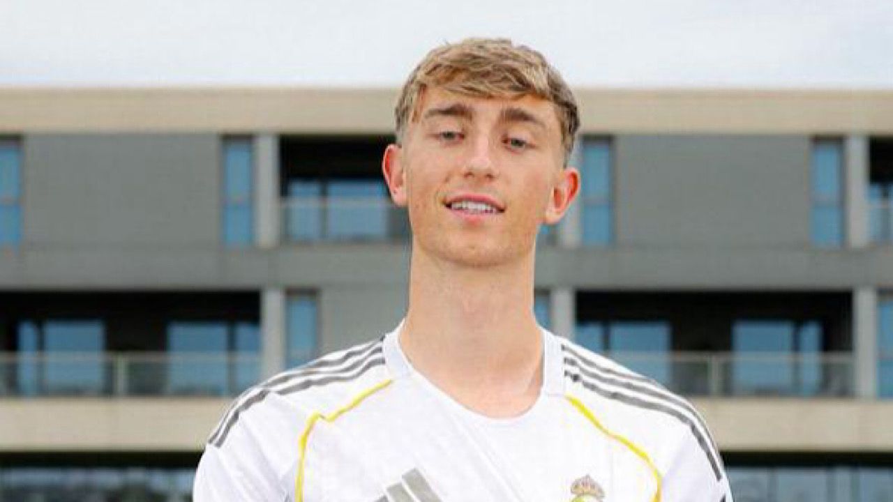 أسينسيو وهويسن في قلب دفاع ريال مدريد أمام الهلال