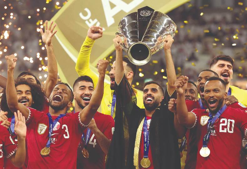 رسميا ..الهيدوس يعود لمنتخب قطر بطلب من لوبيتيغي